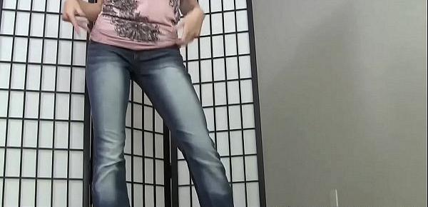  I want to tease your big cock in my tight little jeans JOI